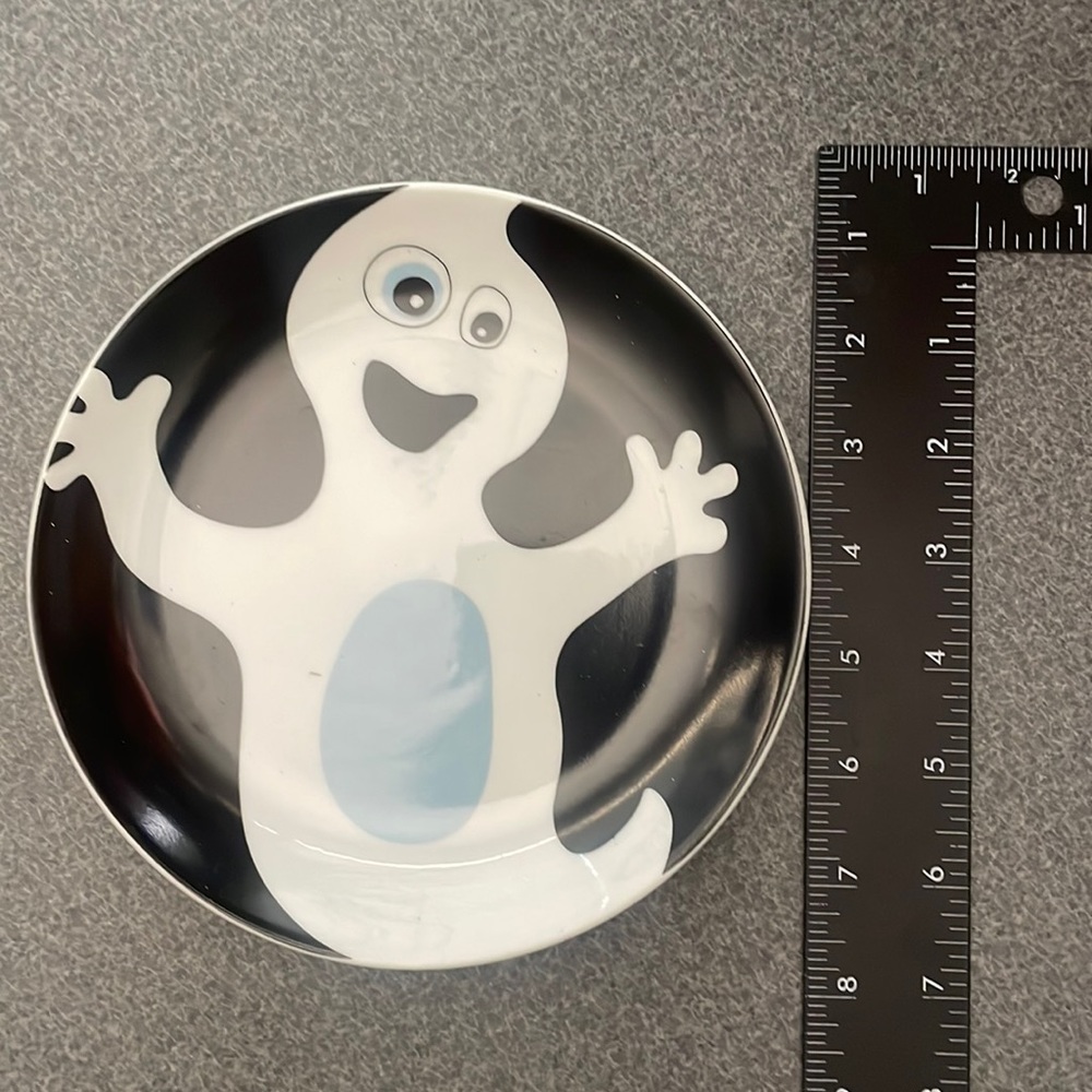 Ghost 7” Plate Halloween Decor